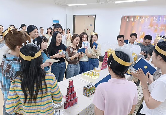 員工生日會(huì)